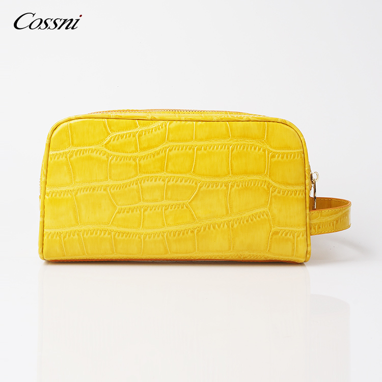 2020年(nián)新款熱(rè)賣正品真皮旅行(xíng)洗漱漱口袋化(huà)妝包