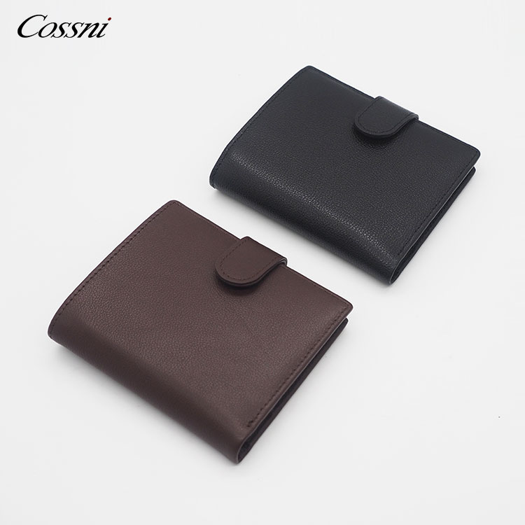 男(nán)士真皮短(duǎn)款Bifold RFID錢(qián)包