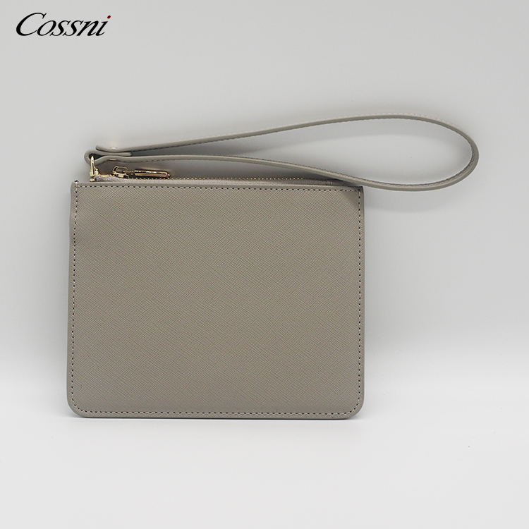2021時(shí)尚設計(jì)定制(zhì)真正的(de)Saffiano皮革女(nǚ)士信封包拉鏈手拿(ná)包女(nǚ)