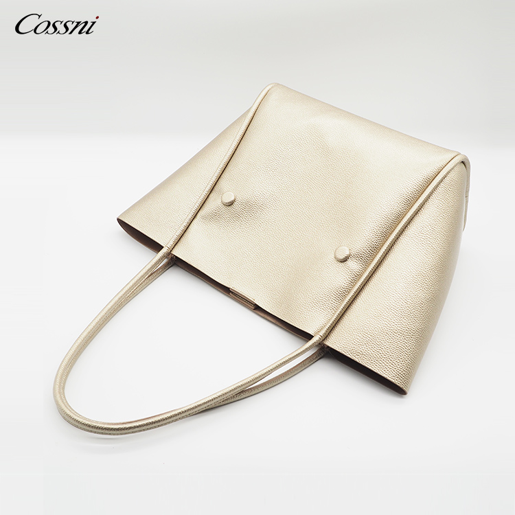 女(nǚ)士皮革手提包可(kě)拆卸翻蓋設計(jì)師(shī)手提包女(nǚ)士