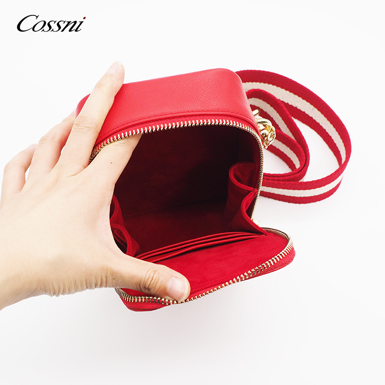 真皮小(xiǎo)号手機(jī)袋斜挎包手機(jī)皮革單肩包