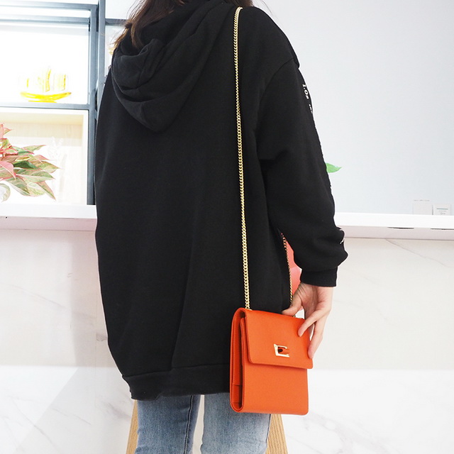 2021年(nián)最新設計(jì)師(shī)品牌供應商女(nǚ)士包女(nǚ)士時(shí)尚手提包旅行(xíng)皮革手提包