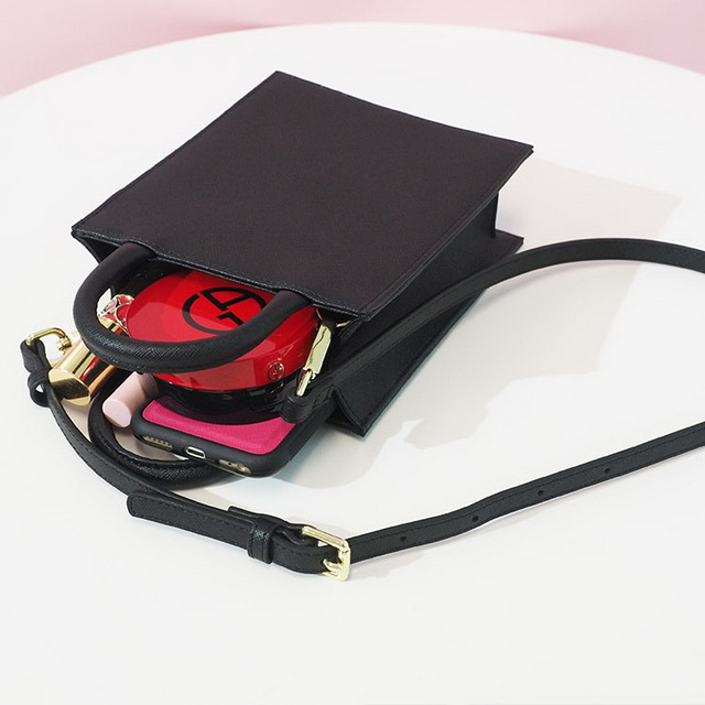 2021春季黑(hēi)色再生(shēng)皮革女(nǚ)孩斜挎小(xiǎo)包女(nǚ)士斜挎包