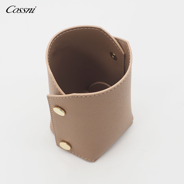 流行(xíng)設計(jì)真皮桌面鉛筆(bǐ)收納盒辦公文(wén)具收納筆(bǐ)筒