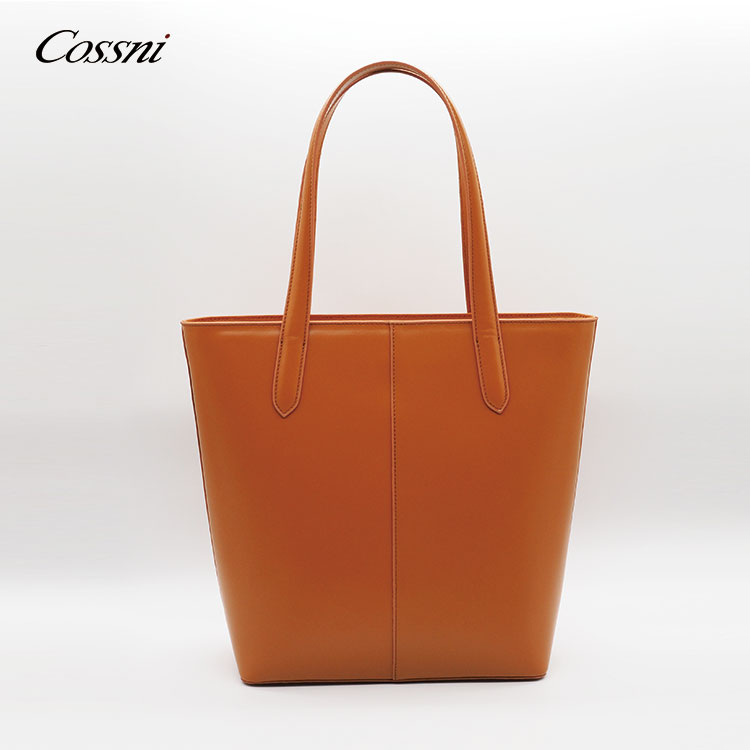 2021新款時(shí)尚定制(zhì)印花(huā)作(zuò)品大(dà)号實用(yòng)女(nǚ)士純色真皮手提袋