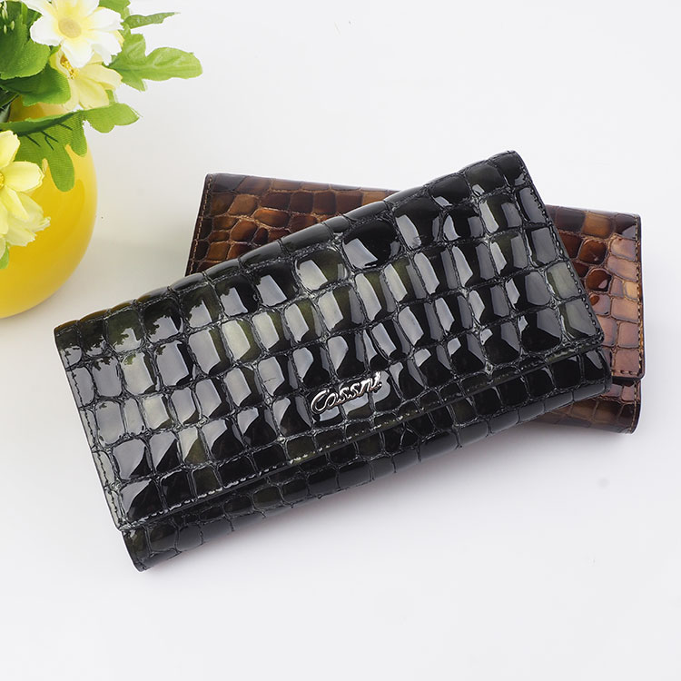 大(dà)容量日(rì)常真皮數(shù)字長(cháng)錢(qián)包