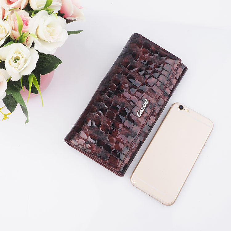 高(gāo)品質長(cháng)漆皮錢(qián)包