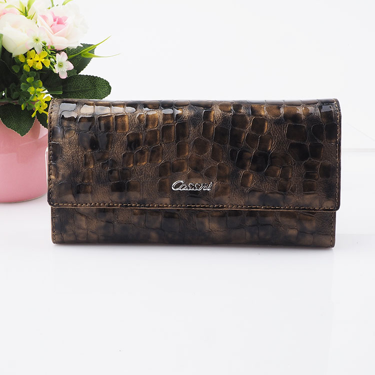 高(gāo)品質長(cháng)漆皮錢(qián)包