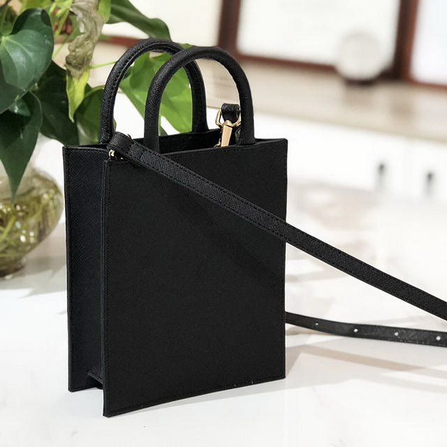 2021春季黑(hēi)色再生(shēng)皮革女(nǚ)孩斜挎小(xiǎo)包女(nǚ)士斜挎包